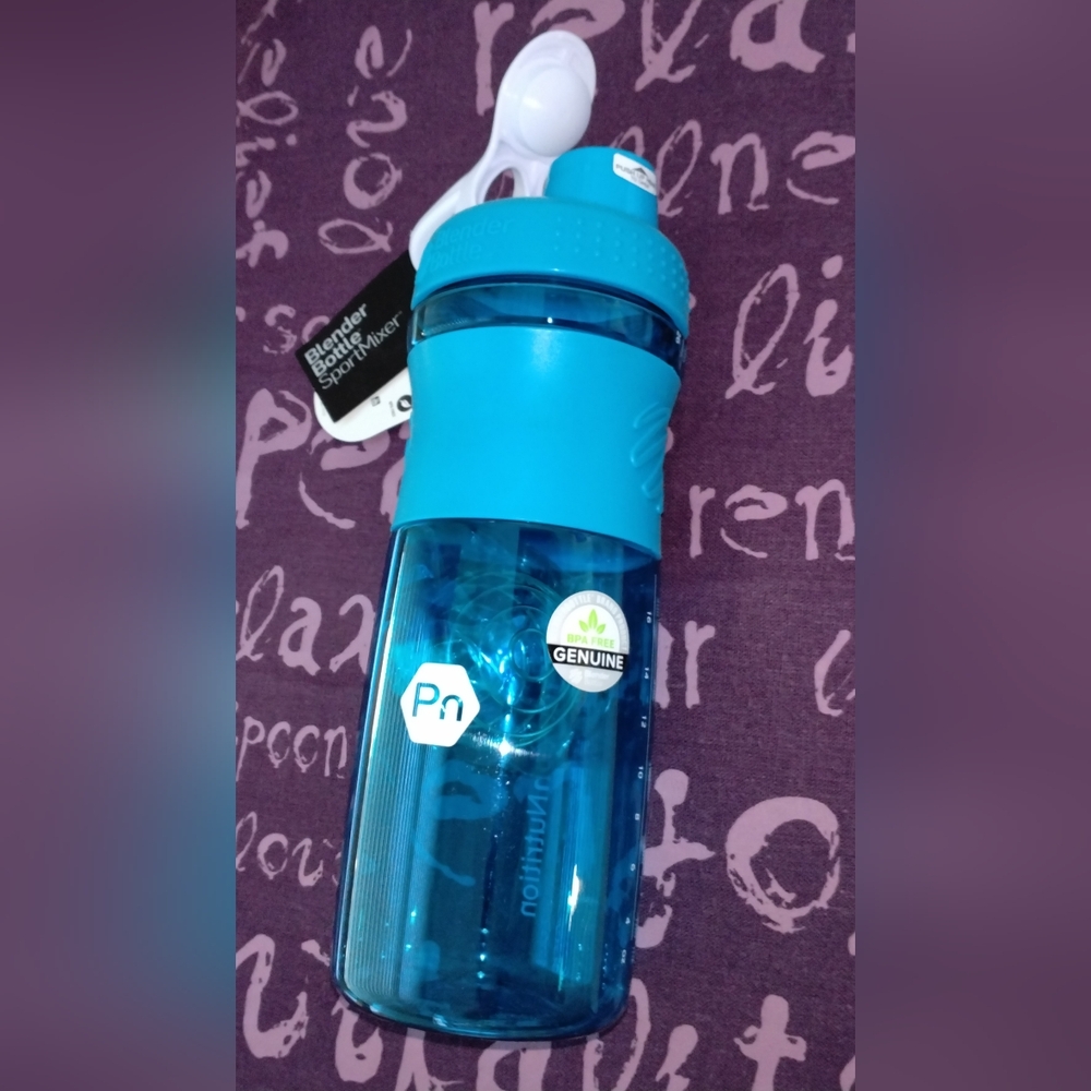 BlenderBottle SportMixer - #1 Shaker Bottle in the World / Tumbler NWT